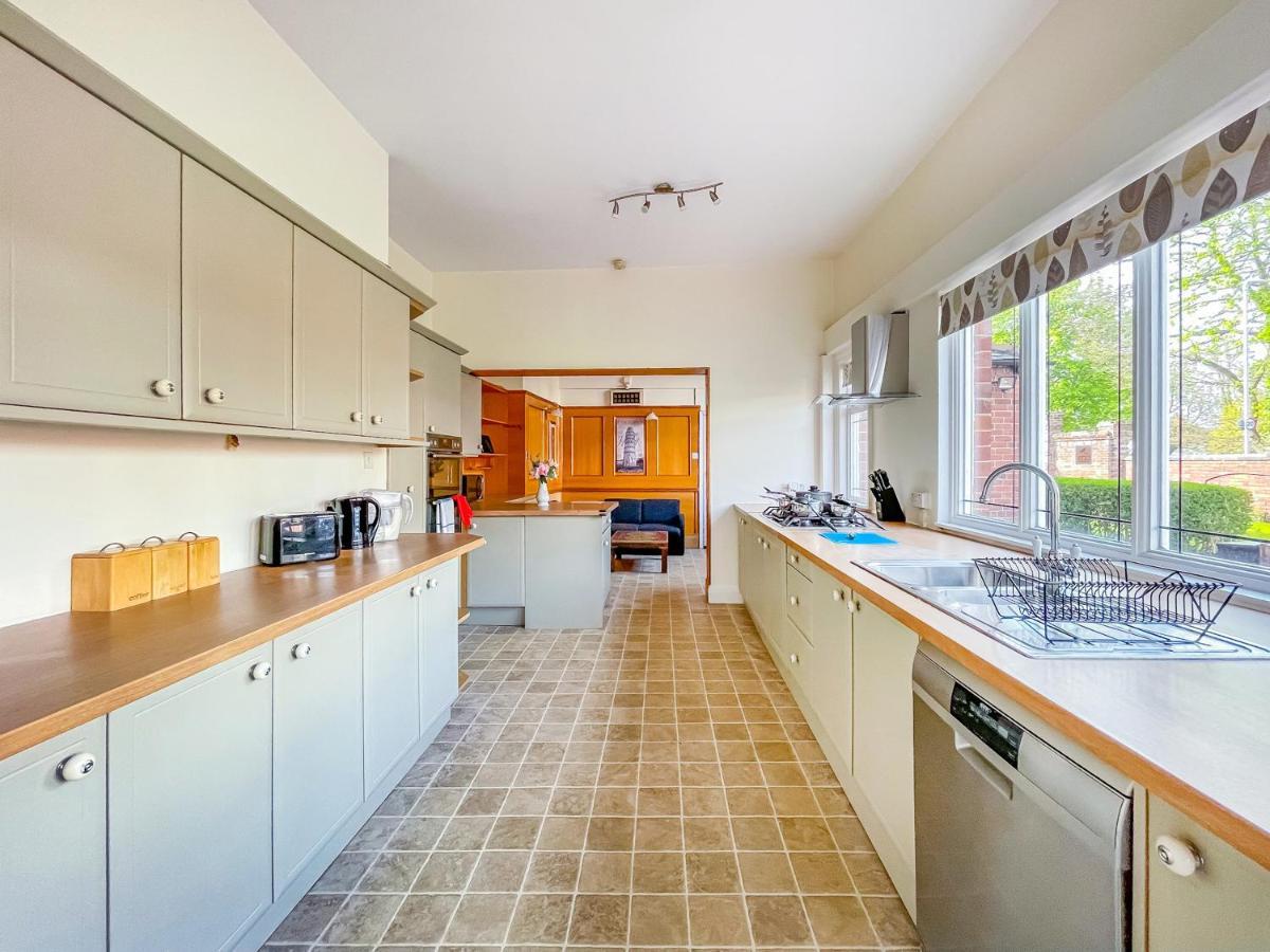 *Rg9Bc* For Your Most Relaxed & Cosy Stay + Free Parking + Free Fast Wifi * Leeds  Exteriér fotografie
