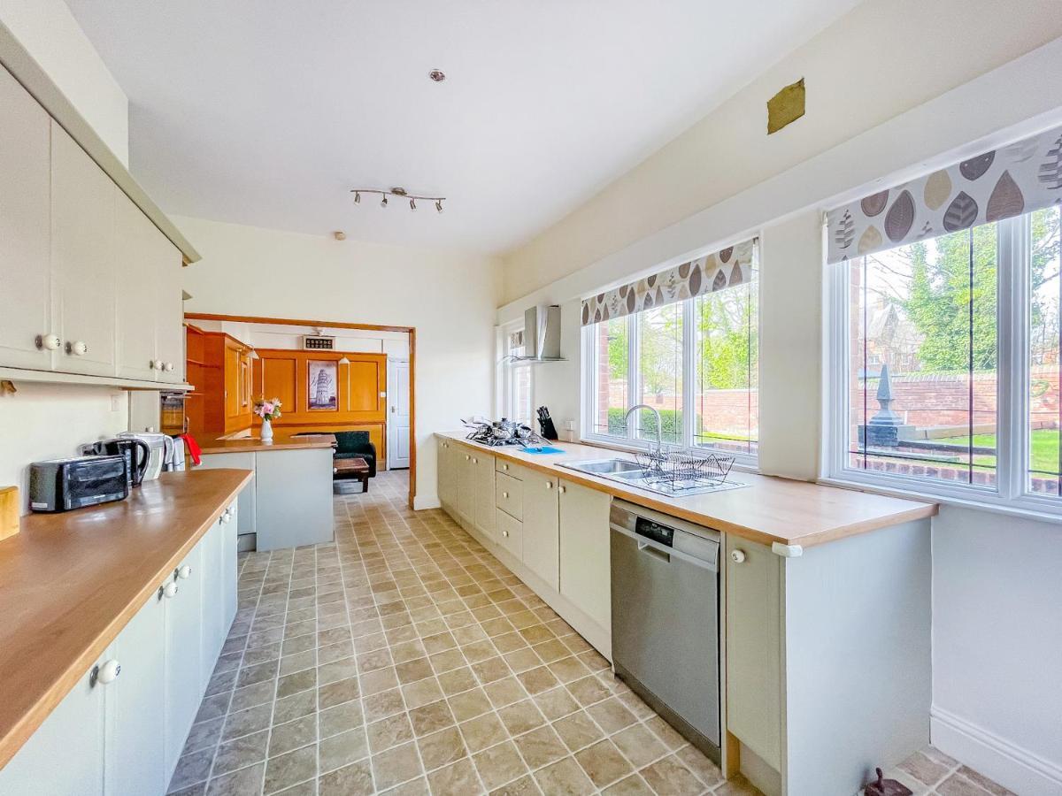 *Rg9Bc* For Your Most Relaxed & Cosy Stay + Free Parking + Free Fast Wifi * Leeds  Exteriér fotografie